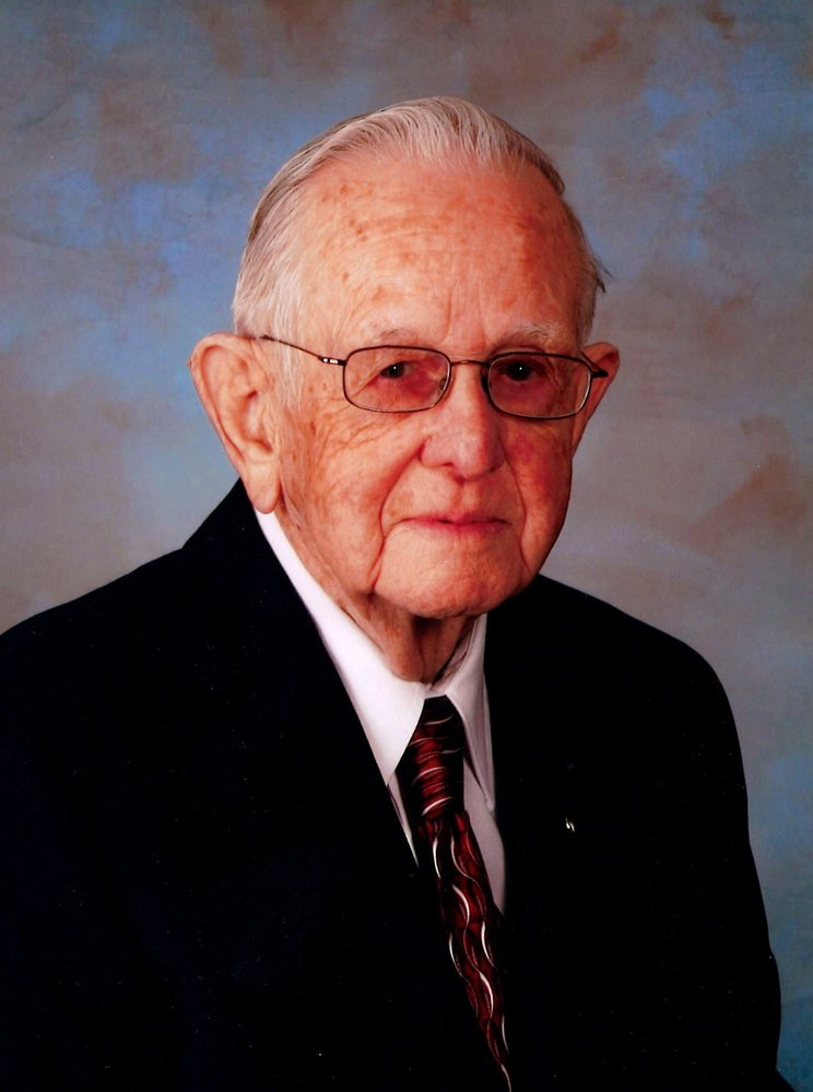 Lloyd Mitton